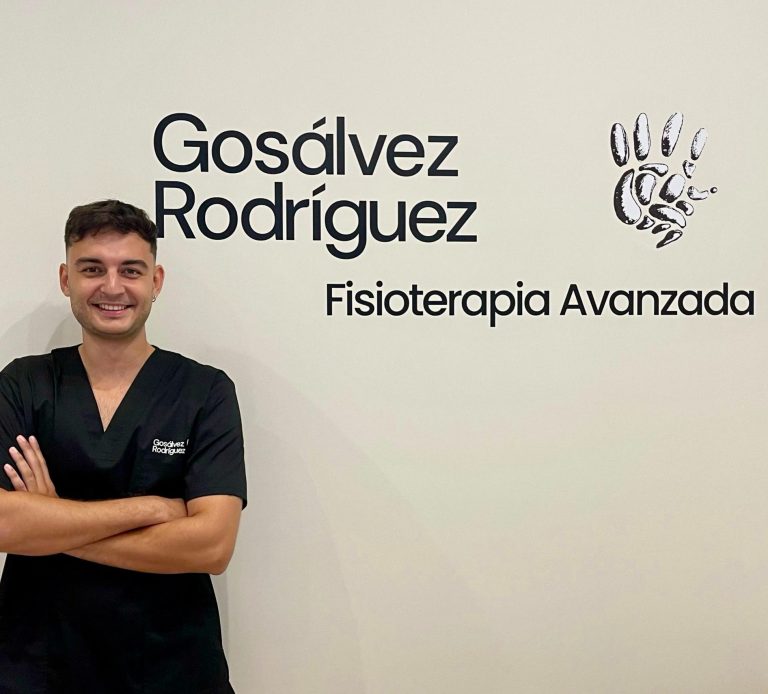 Fotografía de Paco, director de la clínica de fisioterapia avanzada en Albacete y fisioterapeuta